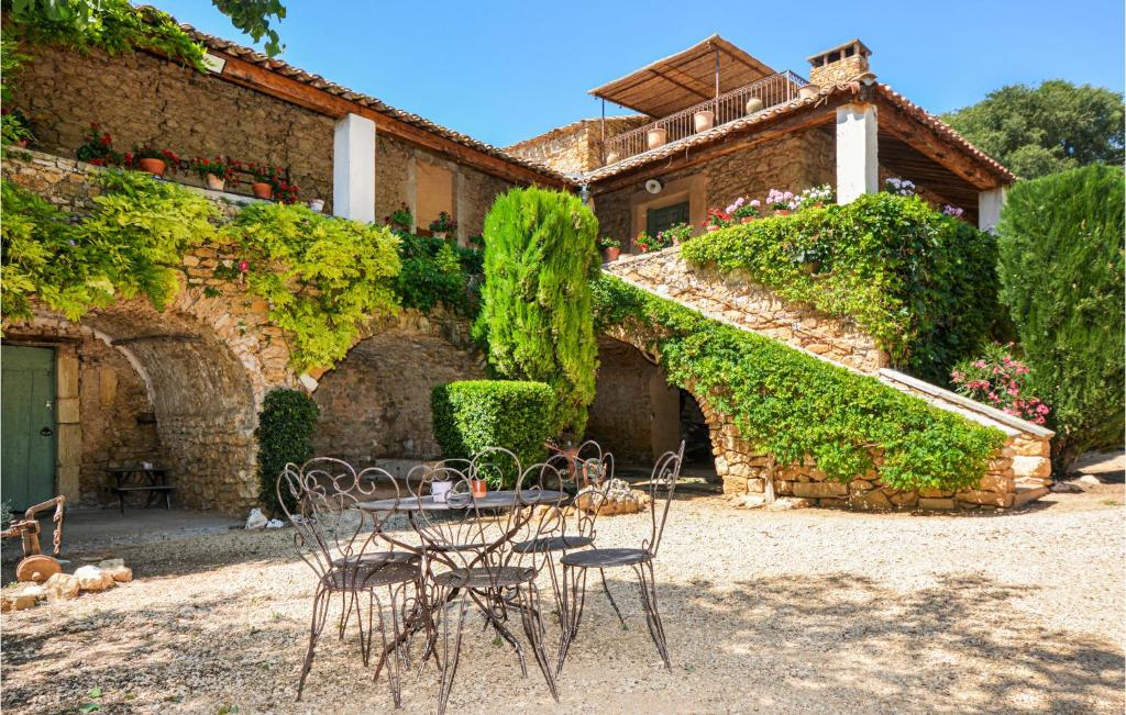 Pet Friendly Home In Uzès