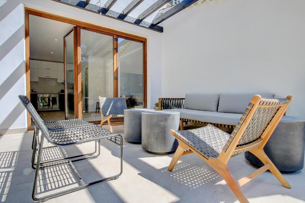 Posezení v ubytování Villa Roca Verde by Slow Villas