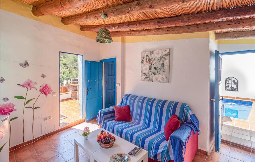 Amazing Home In Cómpeta With Kitchen - Casa De Vacaciones De Una Habitación