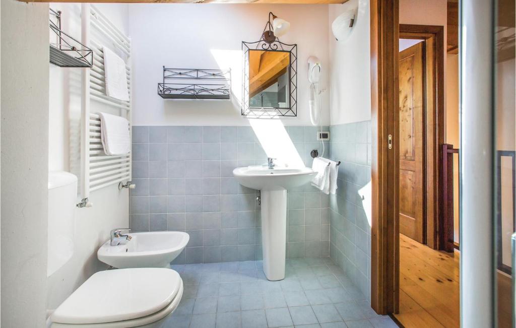 Koupelna v ubytování Casa Cuc 4