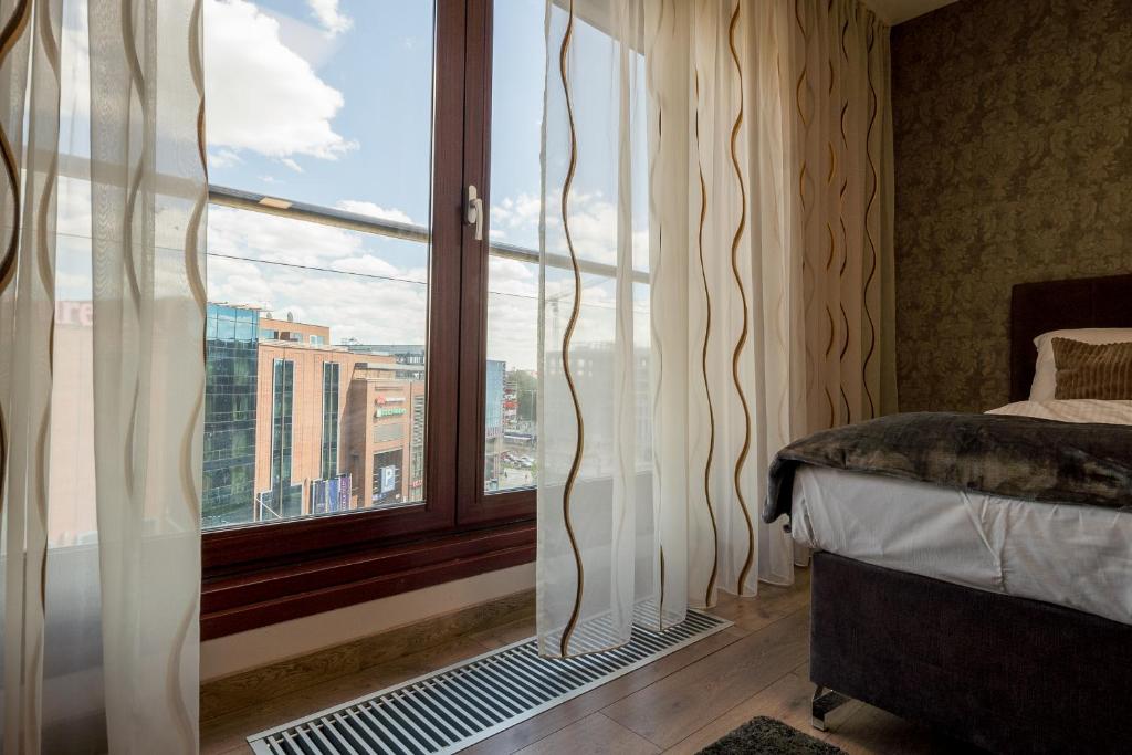 Alibi Apartments - 10