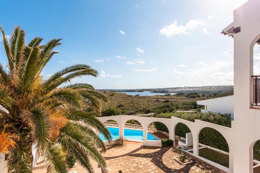 The swimming pool at or close to Apartamento Ses Arcades 10
