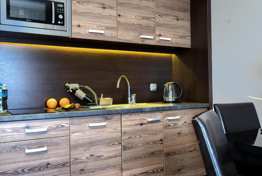 Alibi Apartments - 18