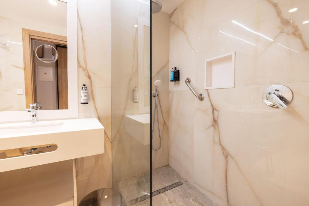 Koupelna v ubytování Hotel Gold Arcos 4 Sup - Built in May 2022