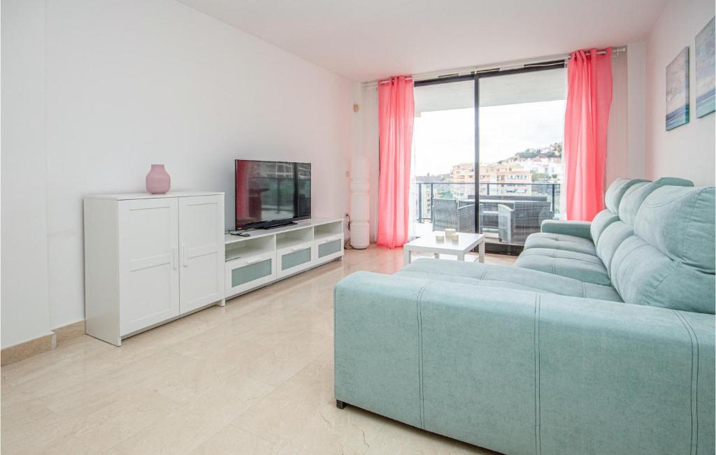 Televízia a/alebo spoločenská miestnosť v ubytovaní Beautiful Apartment In Mijas Costa
