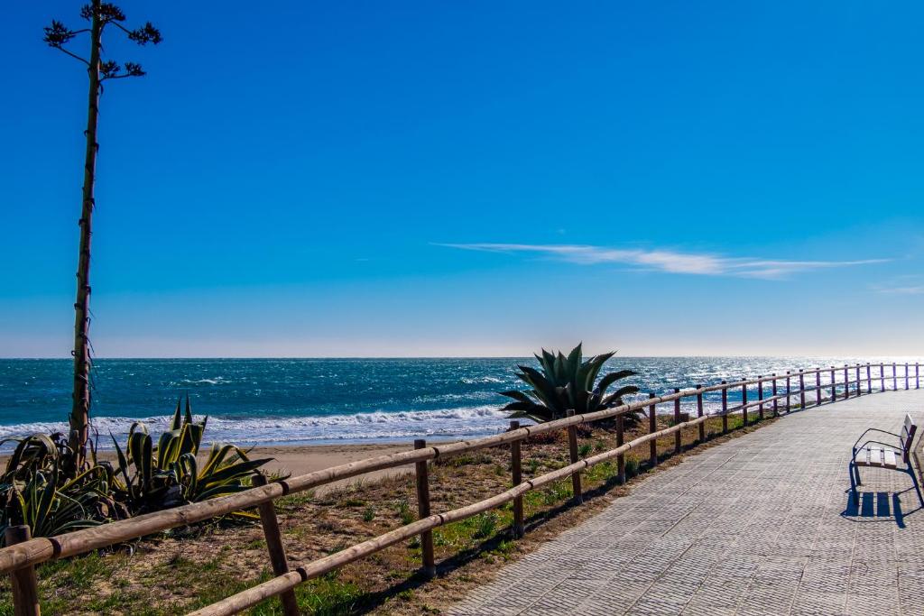 Costa Brava Estartit Bord de mer, LEstartit – Updated 2022 ...