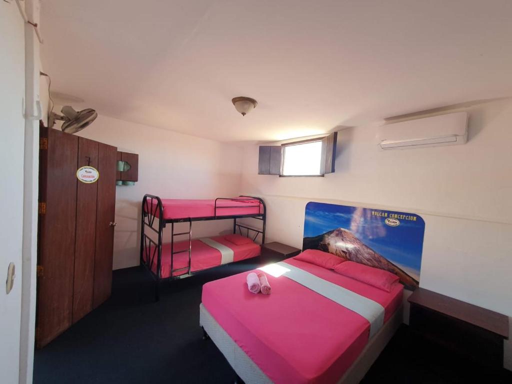 Volcano Hostel - Familiekamer Met Eigen Badkamer
