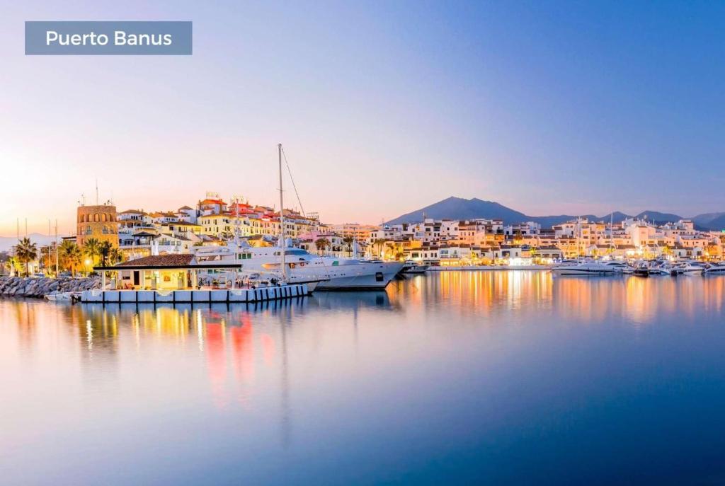 Las Palmeras Colina, Fuengirola – Updated 2022 Prices