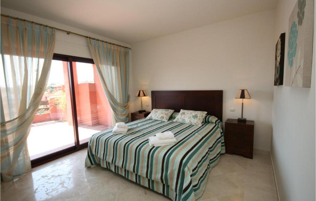 Posteľ alebo postele v izbe v ubytovaní Nice Apartment In Marbella-El Rosario