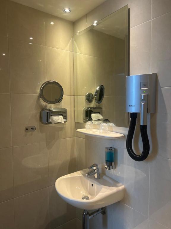 Hotel Le Beau Rivage - Resim 23