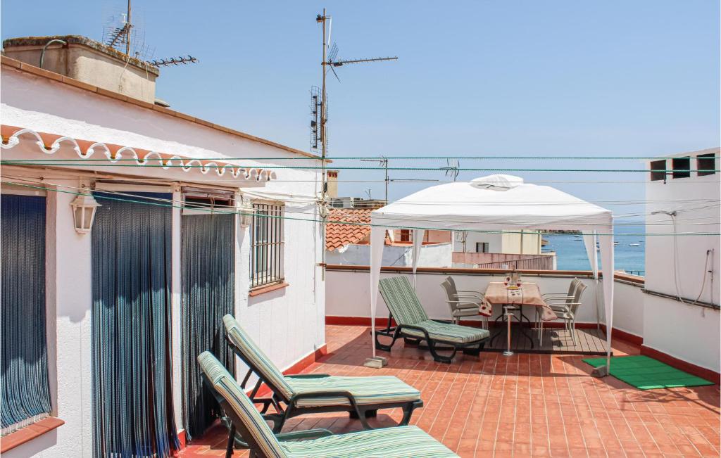Balkón alebo terasa v ubytovaní Pet Friendly Apartment In Tossa De Mar