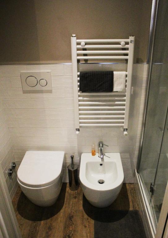 Koupelna v ubytování St. Peter's Luxury Rooms