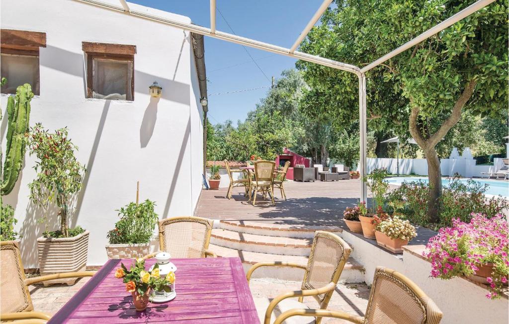 A garden outside Casale Malena