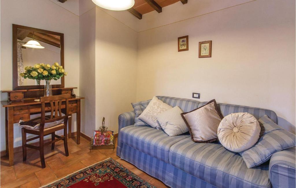 A seating area at Colombaia