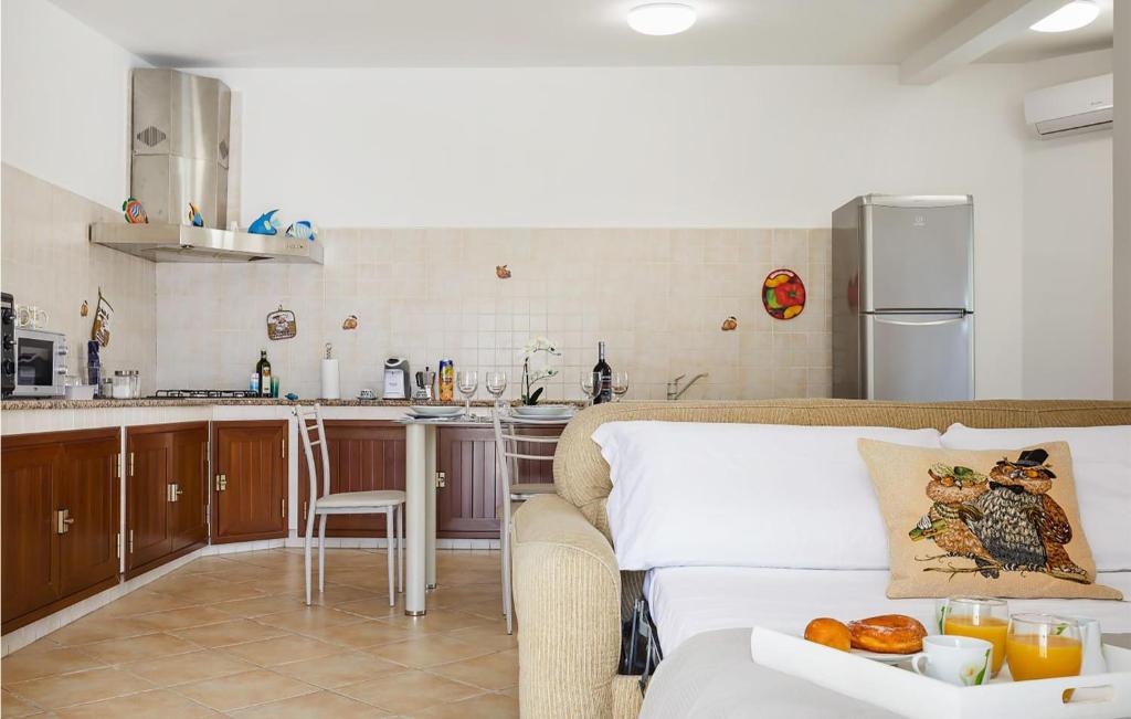 A kitchen or kitchenette at Villa Natalia