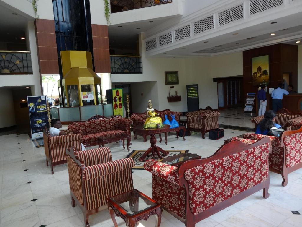 Posezení v ubytování Regency Madurai by GRT Hotels