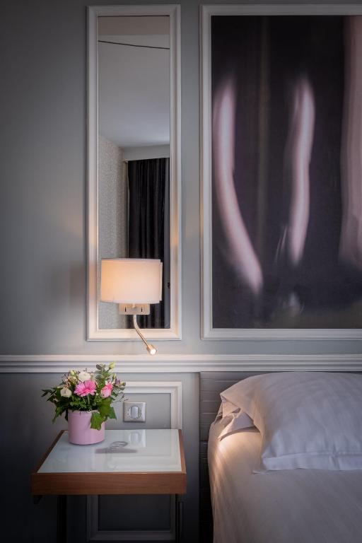 Hotel Litteraire Le Swann, BW Premier Collection - Resim 10