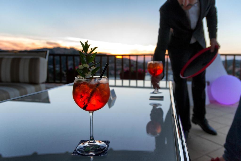 Hostia v ubytovaní Hotel Luci di la Muntagna
