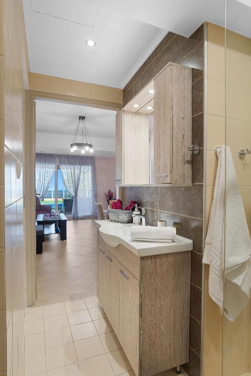 Koupelna v ubytování Nikos Dimitra Luxury Home BY APOKORONAS-VILLAS