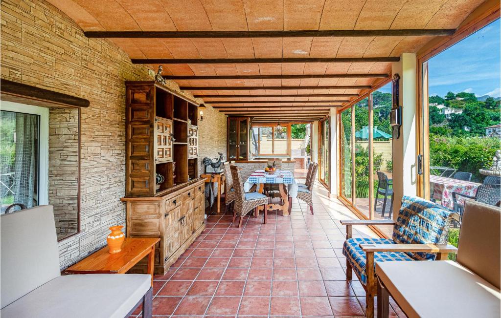Balkón nebo terasa v ubytování Cozy Home In Nerja With Wifi