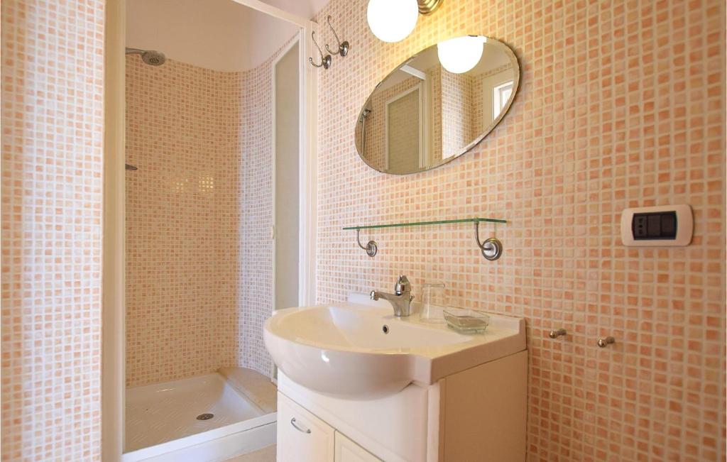 A bathroom at U Sierpo Zico
