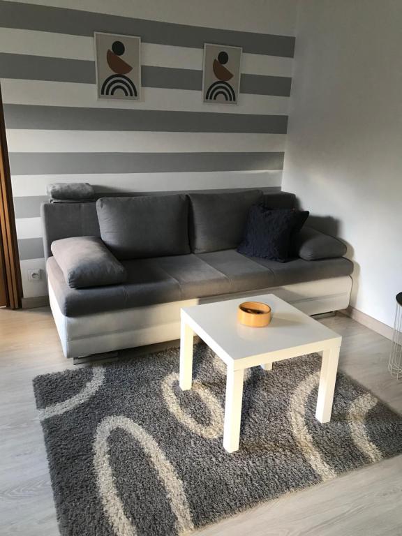 Mały biały domek - 10