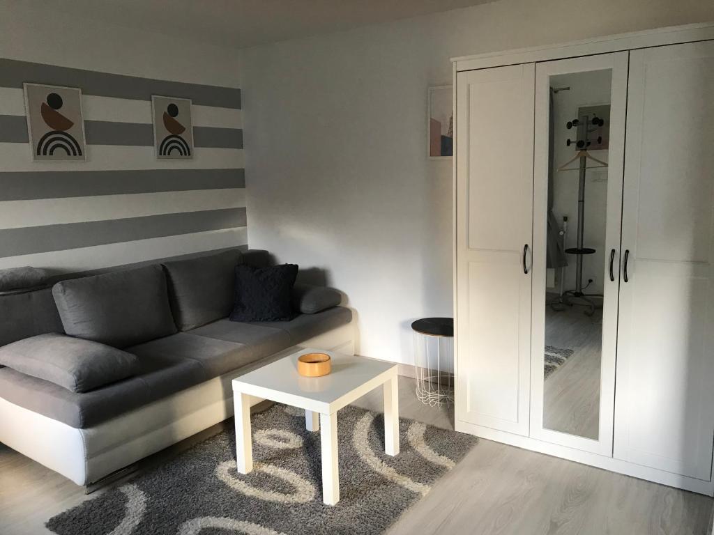 Mały biały domek - 6