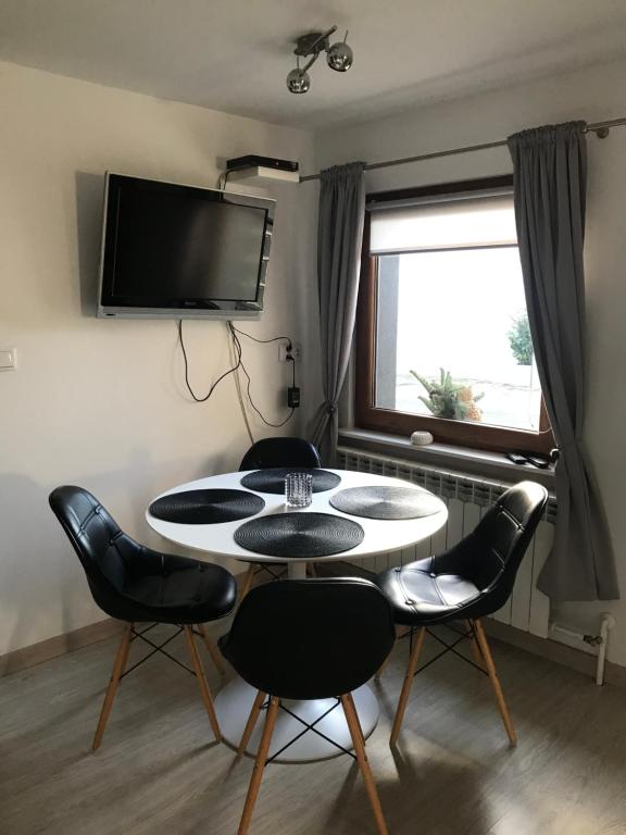 Mały biały domek - 4