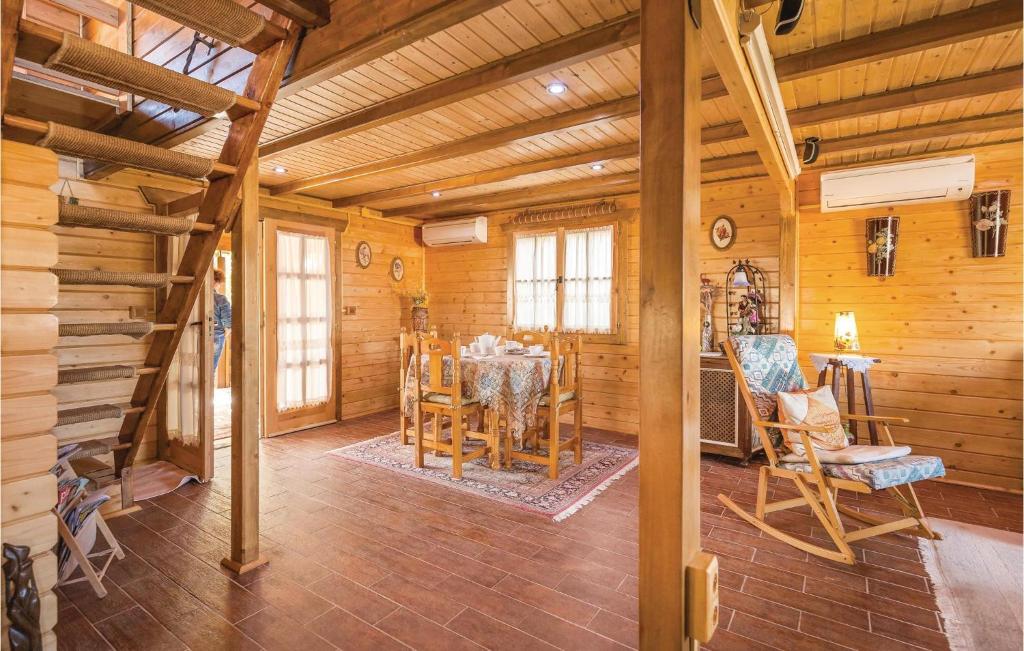 Fotografie z fotogalerie ubytování Wooden Dreamhouse Arriate v destinaci Arriate