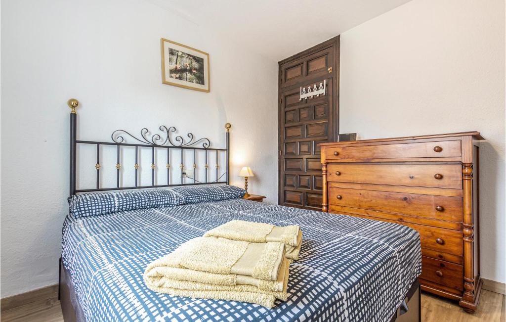 Posteľ alebo postele v izbe v ubytovaní 3 Bedroom Nice Home In Vélez Málaga