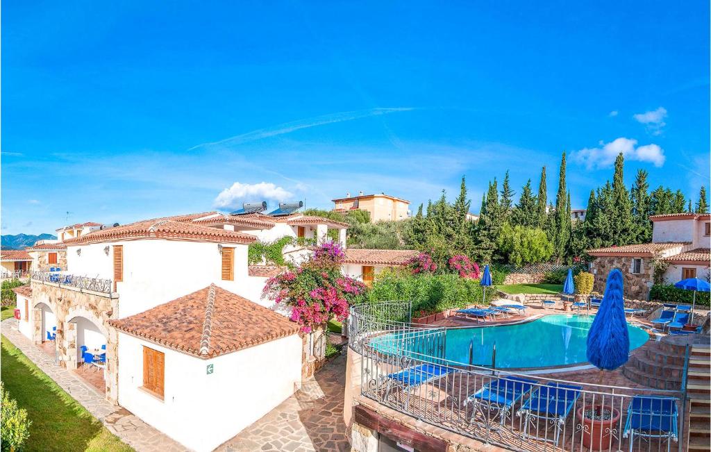 an image of a villa with a swimming pool at Trilo 6 in Budoni