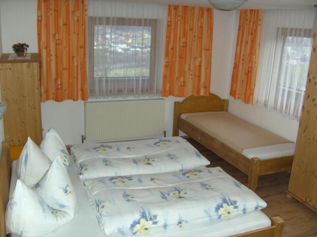 Posteľ alebo postele v izbe v ubytovaní Ferienwohnung Hippach - Monika Sporer