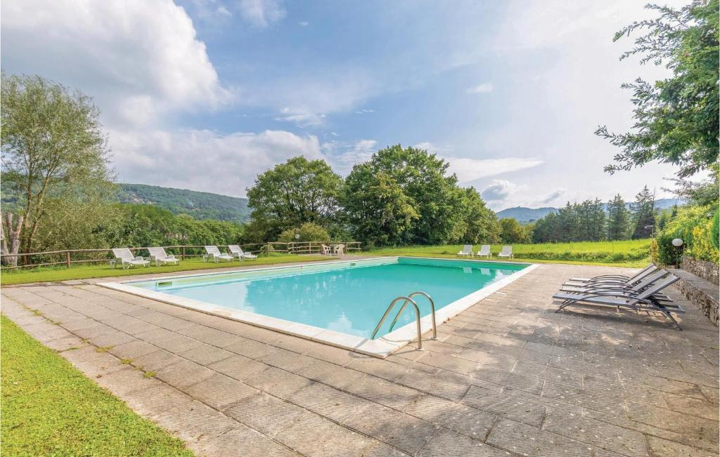 The swimming pool at or close to La Capanna - Agr,casanova