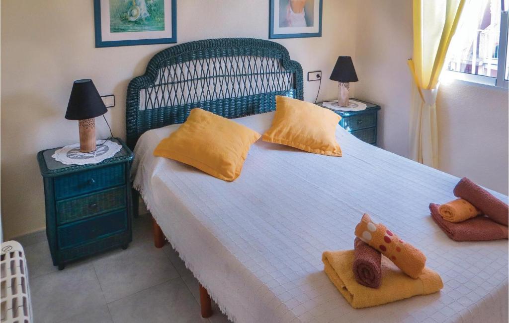 Posteľ alebo postele v izbe v ubytovaní Amazing Apartment In Torrevieja