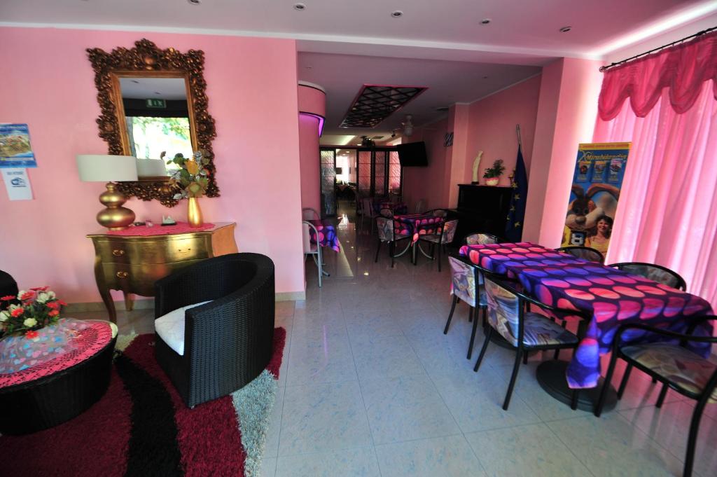 Restaurace v ubytování Hotel Nascente