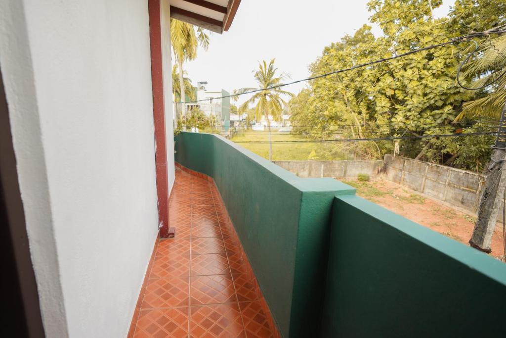 Lilly Palace Villa Guest House - 16