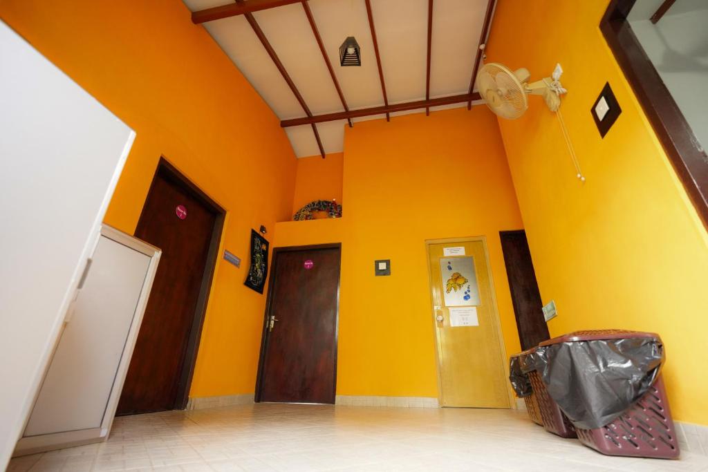 Lilly Palace Villa Guest House - 19