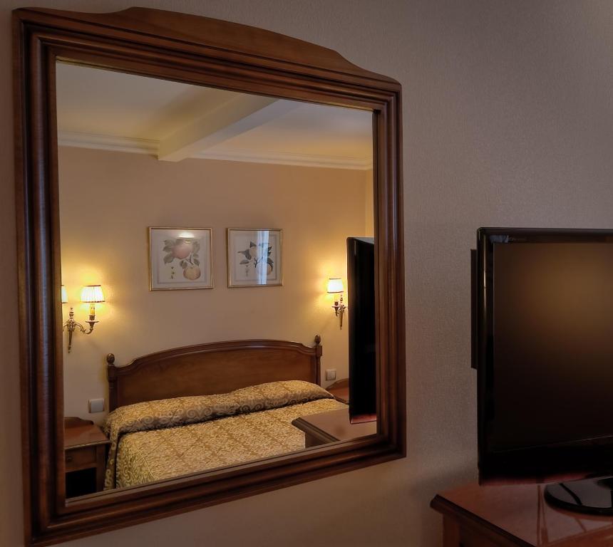 Hôtel de Varenne - Resim 30