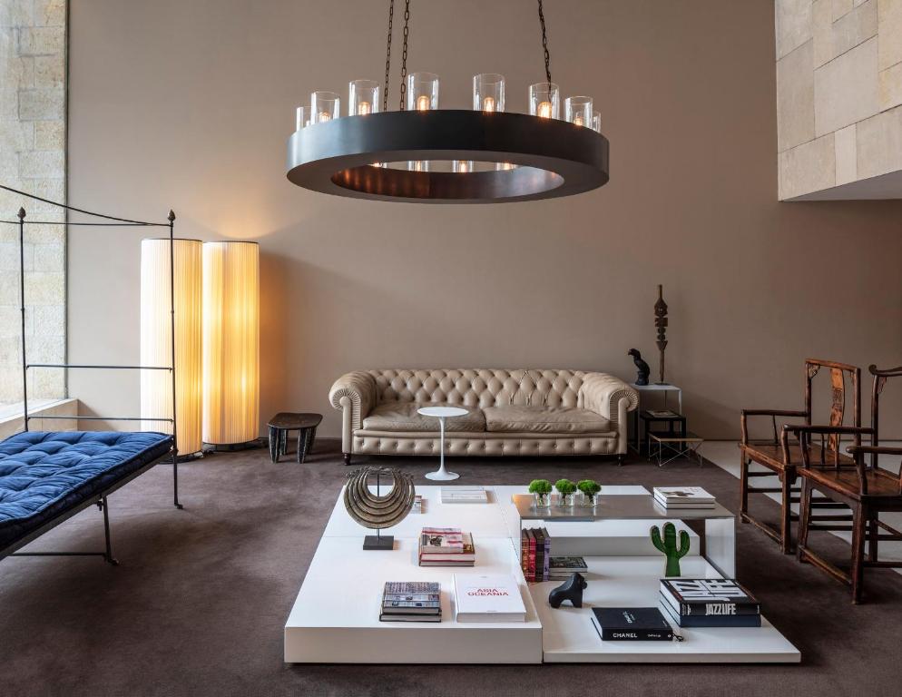 Posezení v ubytování Mamilla Hotel