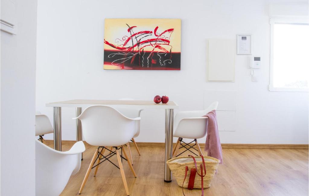 Kép 3 Bedroom Cozy Apartment In Denia szállásáról Deniában a galériában