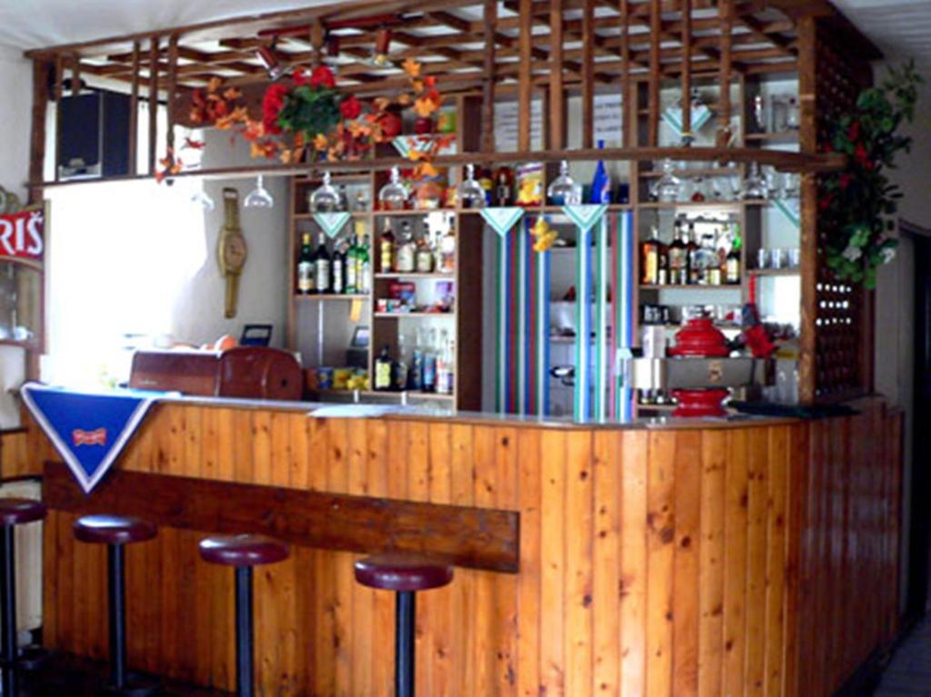 Lounge nebo bar v ubytování Motel pod Stromíšom