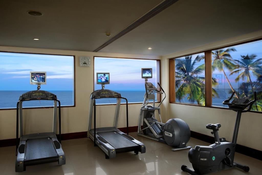 Fitness centrum a/nebo fitness zařízení v ubytování The Leela Kovalam, A Raviz Hotel