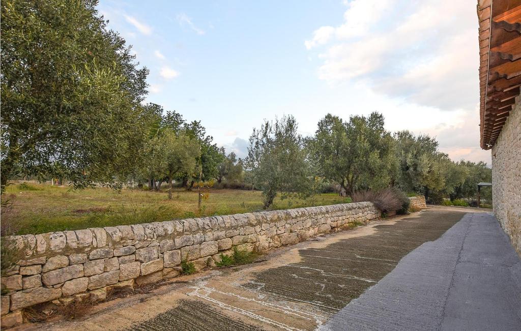A garden outside La Casa Di Adamo