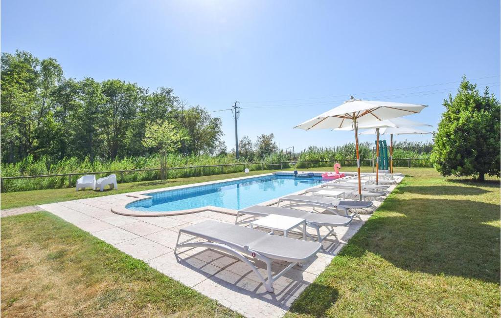 Basen w obiekcie Porta Di Valle 2 lub w pobliżu
