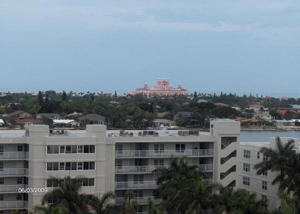 Bahia Experience Isla del Sol from New Heights - Housity
