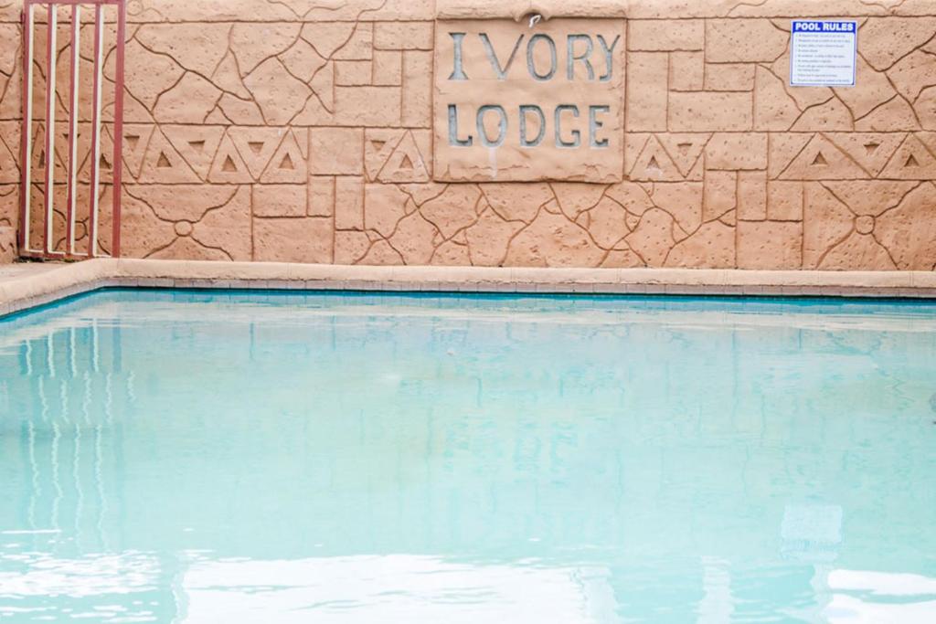 Bazén v ubytování Ivory Lodge Bendor nebo v jeho okolí