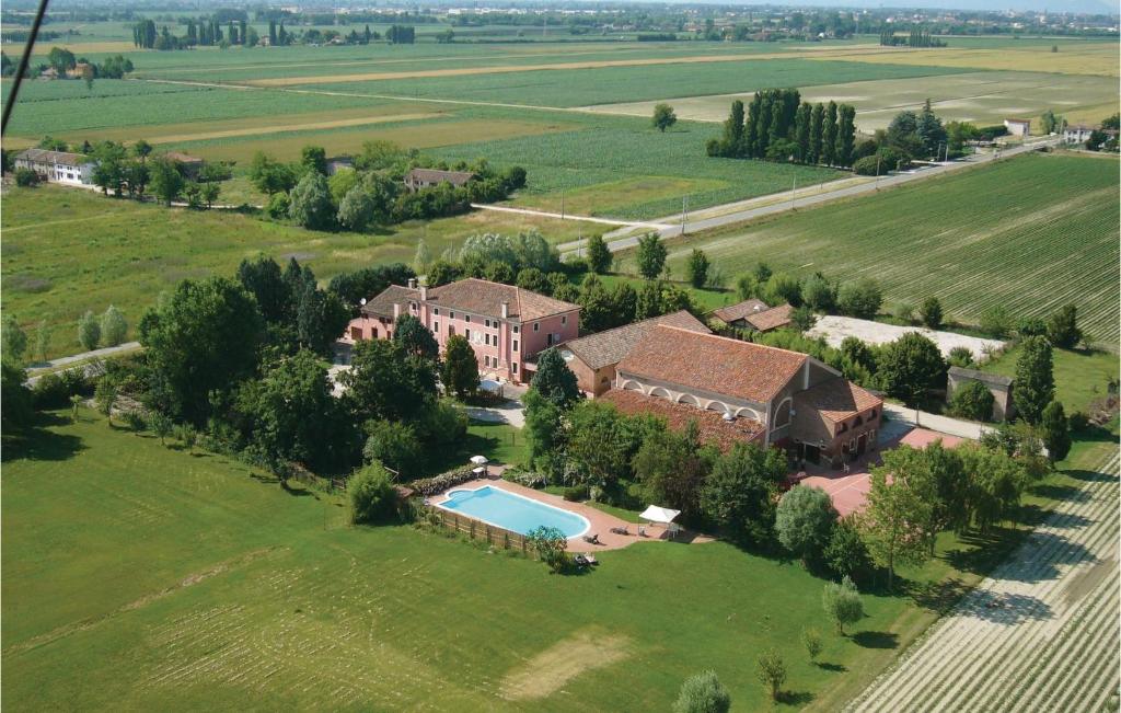 Een luchtfoto van Villa Grimani