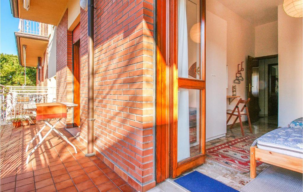 Balkón alebo terasa v ubytovaní Lovely Apartment In Rimini With Kitchen