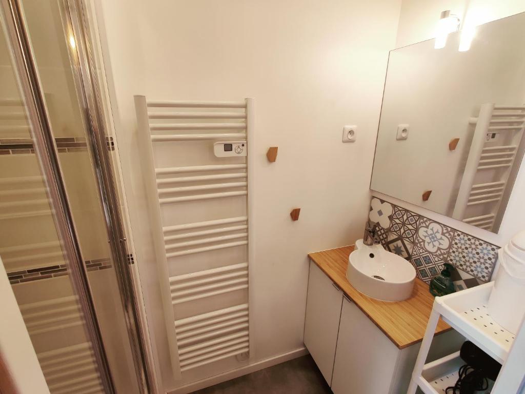 Kuchyň nebo kuchyňský kout v ubytování F2 - 30m2 Face à la mer