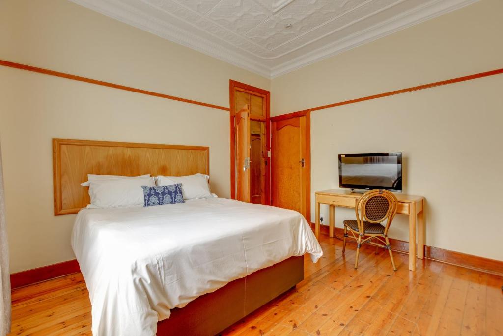 51 on York Unit 3 with shared bathroom, Johannesburg (updated prices 2024)